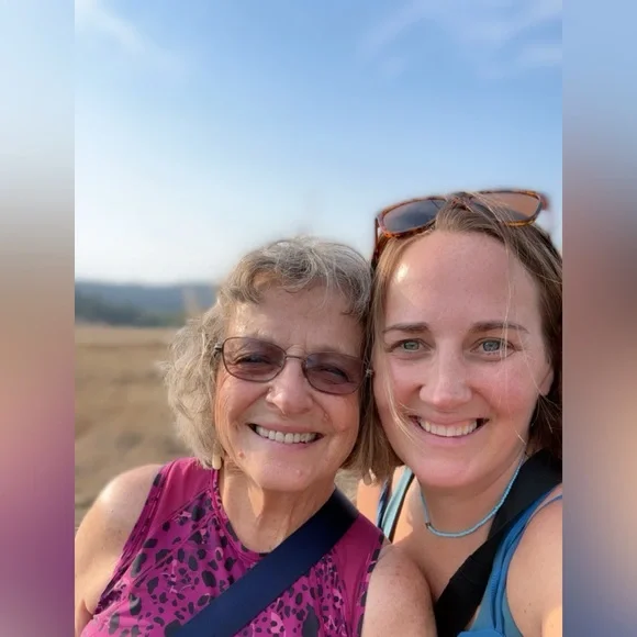 🖤 Lululine AK LIVE 🛍 All Lululemon ✨ Free Shipping + Giveaways! 🎁 - Picture 4 of 9